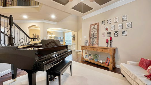 Spring 2-story, 4-bed 18114 Norwood Oaks Drive-idx