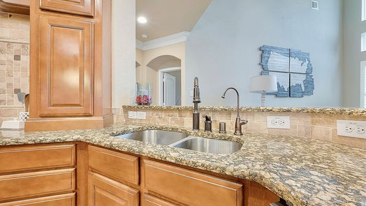 Spring 2-story, 4-bed 18114 Norwood Oaks Drive-idx