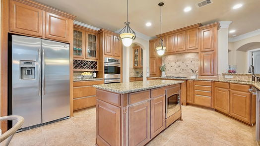 Spring 2-story, 4-bed 18114 Norwood Oaks Drive-idx