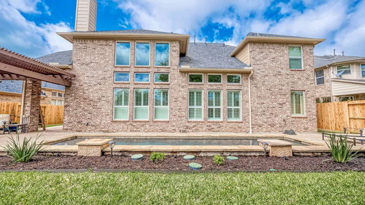Spring 2-story, 4-bed 18114 Norwood Oaks Drive-idx