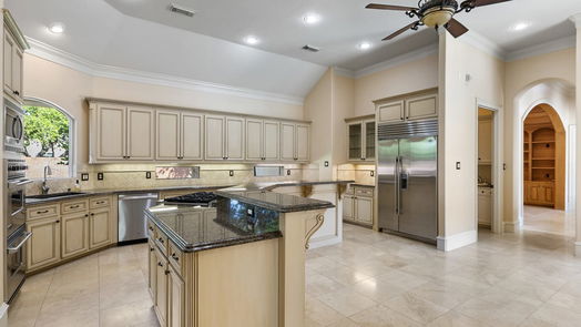Spring 2-story, 4-bed 11 Lake Sterling Gate Drive-idx