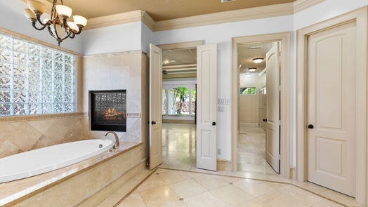 Spring 2-story, 4-bed 11 Lake Sterling Gate Drive-idx