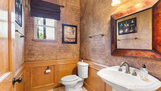 Spring 2-story, 4-bed 11 Lake Sterling Gate Drive-idx
