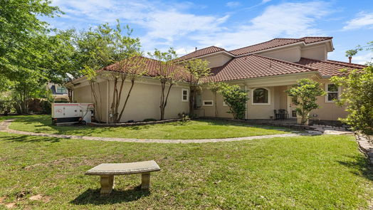 Spring 2-story, 4-bed 11 Lake Sterling Gate Drive-idx