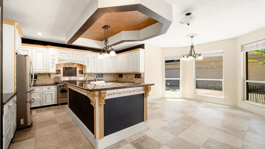 Spring 2-story, 4-bed 18925 Mountain Spring Drive-idx