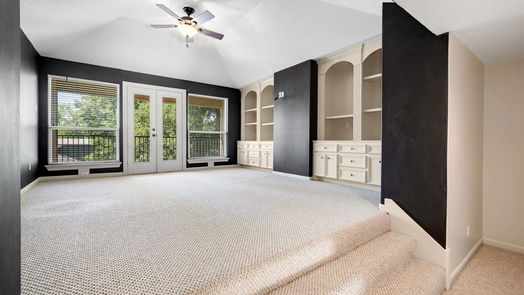 Spring 2-story, 4-bed 18925 Mountain Spring Drive-idx