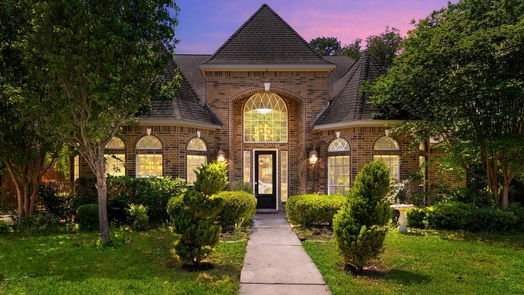 Spring 2-story, 4-bed 18925 Mountain Spring Drive-idx