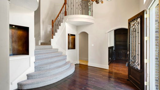 Spring 2-story, 4-bed 18925 Mountain Spring Drive-idx