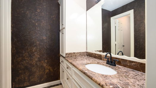 Spring 2-story, 4-bed 18925 Mountain Spring Drive-idx
