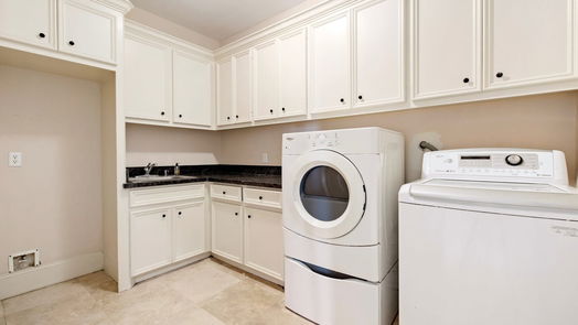 Spring 2-story, 4-bed 18925 Mountain Spring Drive-idx