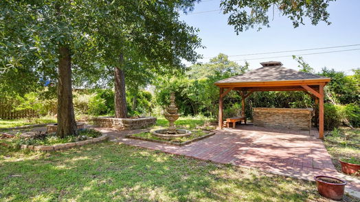 Spring 2-story, 4-bed 18925 Mountain Spring Drive-idx