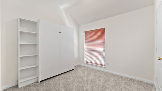 Spring 1-story, 3-bed 5726 Logan Park Drive-idx