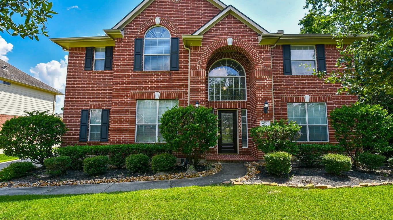 Spring 2-story, 4-bed 6731 Pinetop Glen Lane-idx