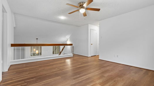 Spring 2-story, 3-bed 18506 Islandbreeze Drive-idx