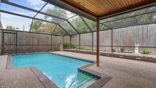 Spring 2-story, 3-bed 18506 Islandbreeze Drive-idx