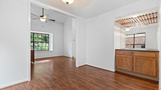 Spring 2-story, 3-bed 18506 Islandbreeze Drive-idx
