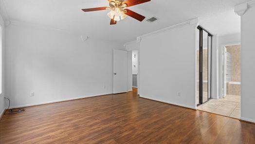 Spring 2-story, 3-bed 18506 Islandbreeze Drive-idx