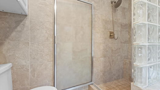 Spring 2-story, 3-bed 18506 Islandbreeze Drive-idx