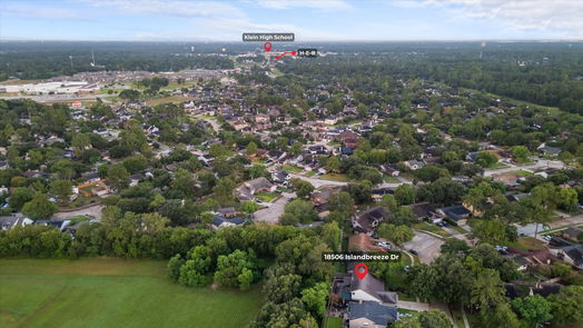 Spring 2-story, 3-bed 18506 Islandbreeze Drive-idx