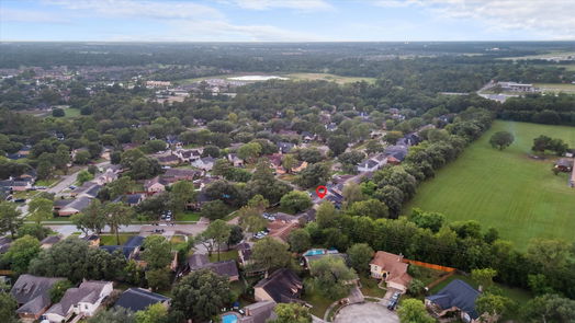 Spring 2-story, 3-bed 18506 Islandbreeze Drive-idx