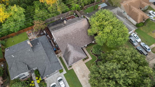 Spring 2-story, 3-bed 18506 Islandbreeze Drive-idx