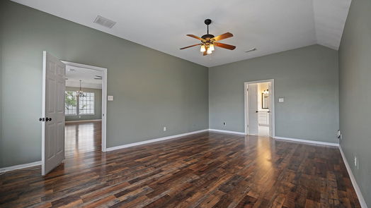 Spring null-story, 4-bed 6910 Worcester Drive-idx