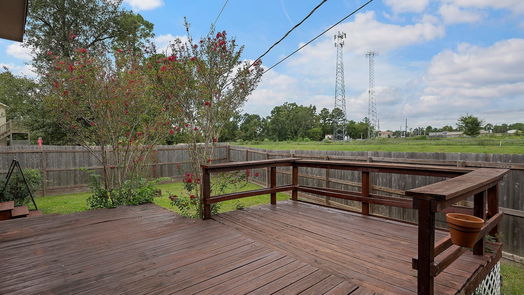 Spring null-story, 4-bed 6910 Worcester Drive-idx