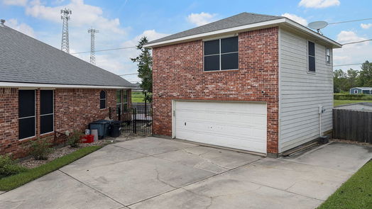Spring null-story, 4-bed 6910 Worcester Drive-idx