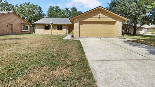 Spring null-story, 3-bed 9410 Dornoch Drive-idx