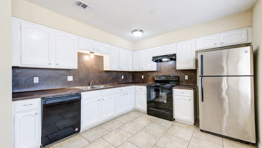 Spring null-story, 4-bed 9502 Dundalk Street-idx