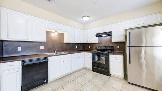 Spring null-story, 4-bed 9502 Dundalk Street-idx