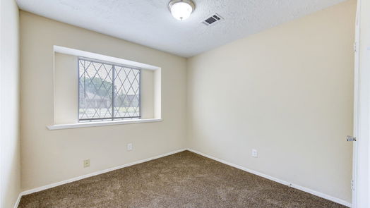 Spring null-story, 4-bed 9502 Dundalk Street-idx