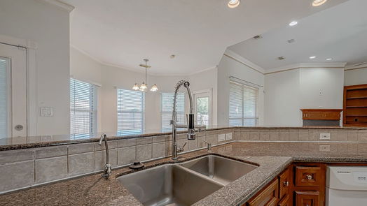 Spring null-story, 3-bed 16002 Castletown Park Court-idx