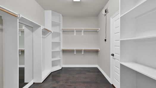 Spring 2-story, 4-bed 6210 Borg Breakpoint Drive-idx