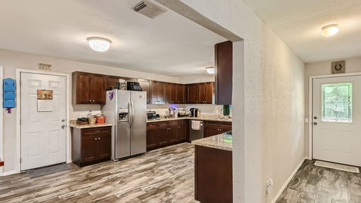 Spring 1-story, 3-bed 3211 Kentwood Drive-idx