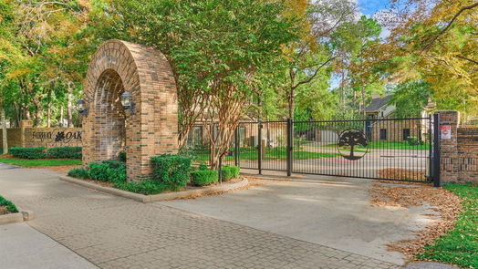 The Woodlands 2-story, 3-bed 22 Fairway Oaks Place-idx
