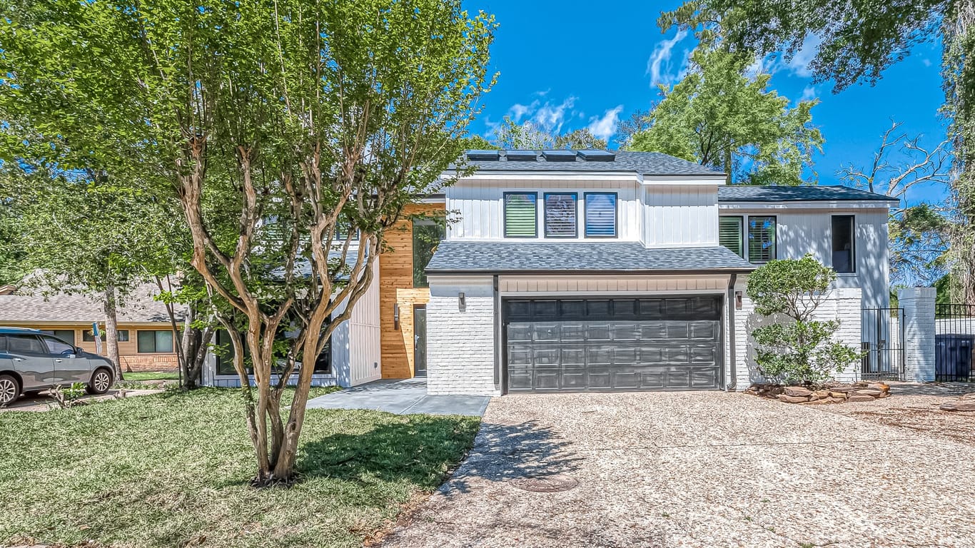 The Woodlands 2-story, 5-bed 66 Lazy Lane-idx