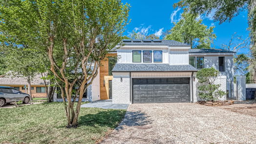 The Woodlands 2-story, 5-bed 66 Lazy Lane-idx