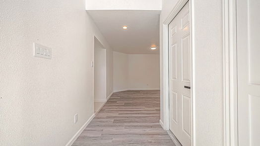 The Woodlands 2-story, 5-bed 66 Lazy Lane-idx