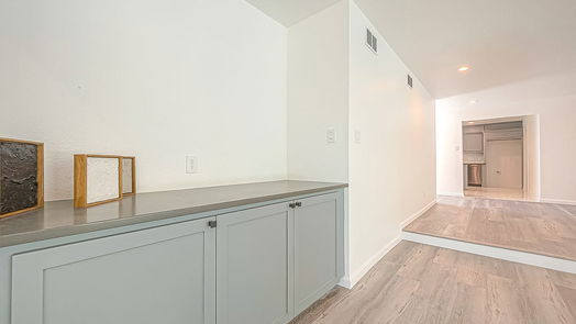 The Woodlands 2-story, 5-bed 66 Lazy Lane-idx