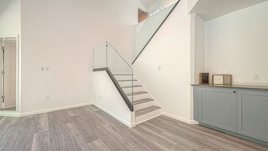 The Woodlands 2-story, 5-bed 66 Lazy Lane-idx