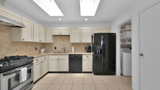 The Woodlands 1-story, 3-bed 69 Wind Whisper Court-idx