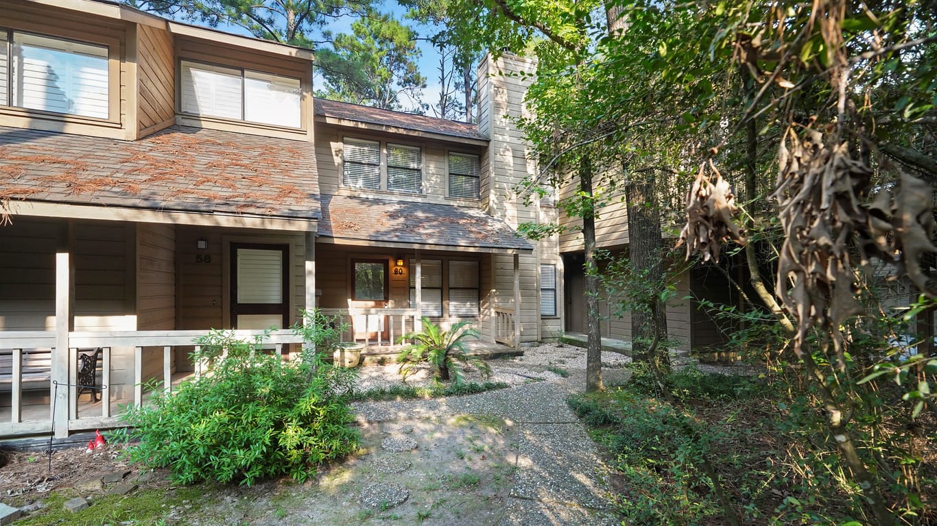 The Woodlands 2-story, 3-bed 60 Cokeberry Court 60-idx