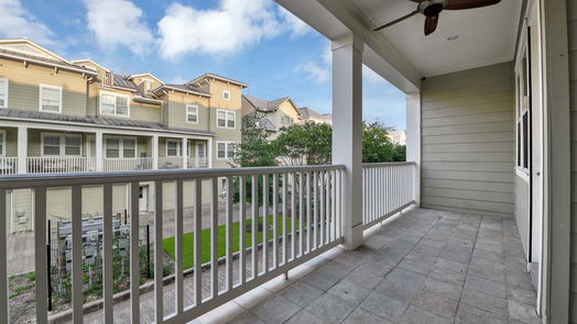 The Woodlands 3-story, 3-bed 194 W Breezy Way-idx