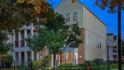 The Woodlands 3-story, 3-bed 250 Breezy Way-idx