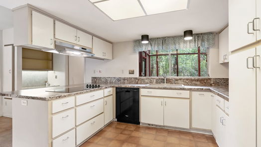 The Woodlands 2-story, 4-bed 10711 E Timberwagon Circle-idx