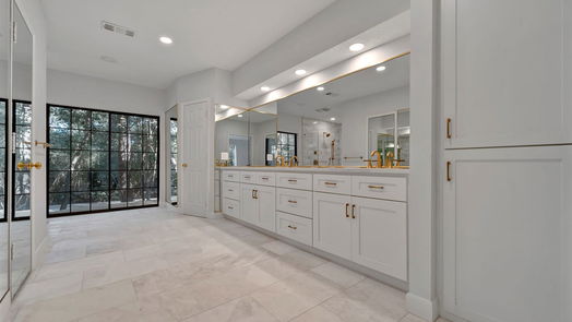 The Woodlands 2-story, 7-bed 10608 Wild Ridge Drive-idx