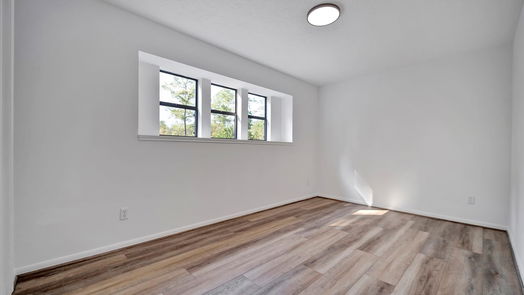 The Woodlands 2-story, 7-bed 10608 Wild Ridge Drive-idx