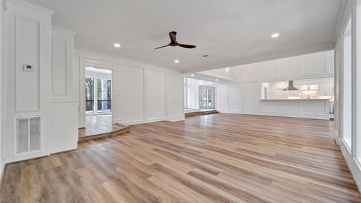 The Woodlands 2-story, 7-bed 10608 Wild Ridge Drive-idx