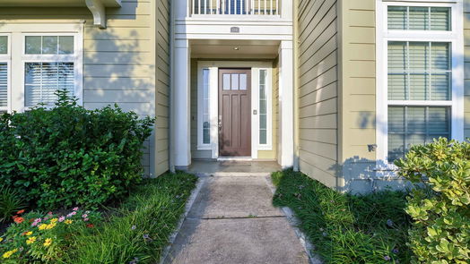 The Woodlands 3-story, 3-bed 194 W Breezy Way-idx